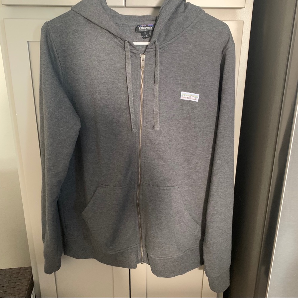 Patagonia zipped hoodie